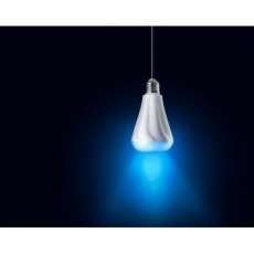 Lâmpada com caixa de som e aplicati - R$ 55,69